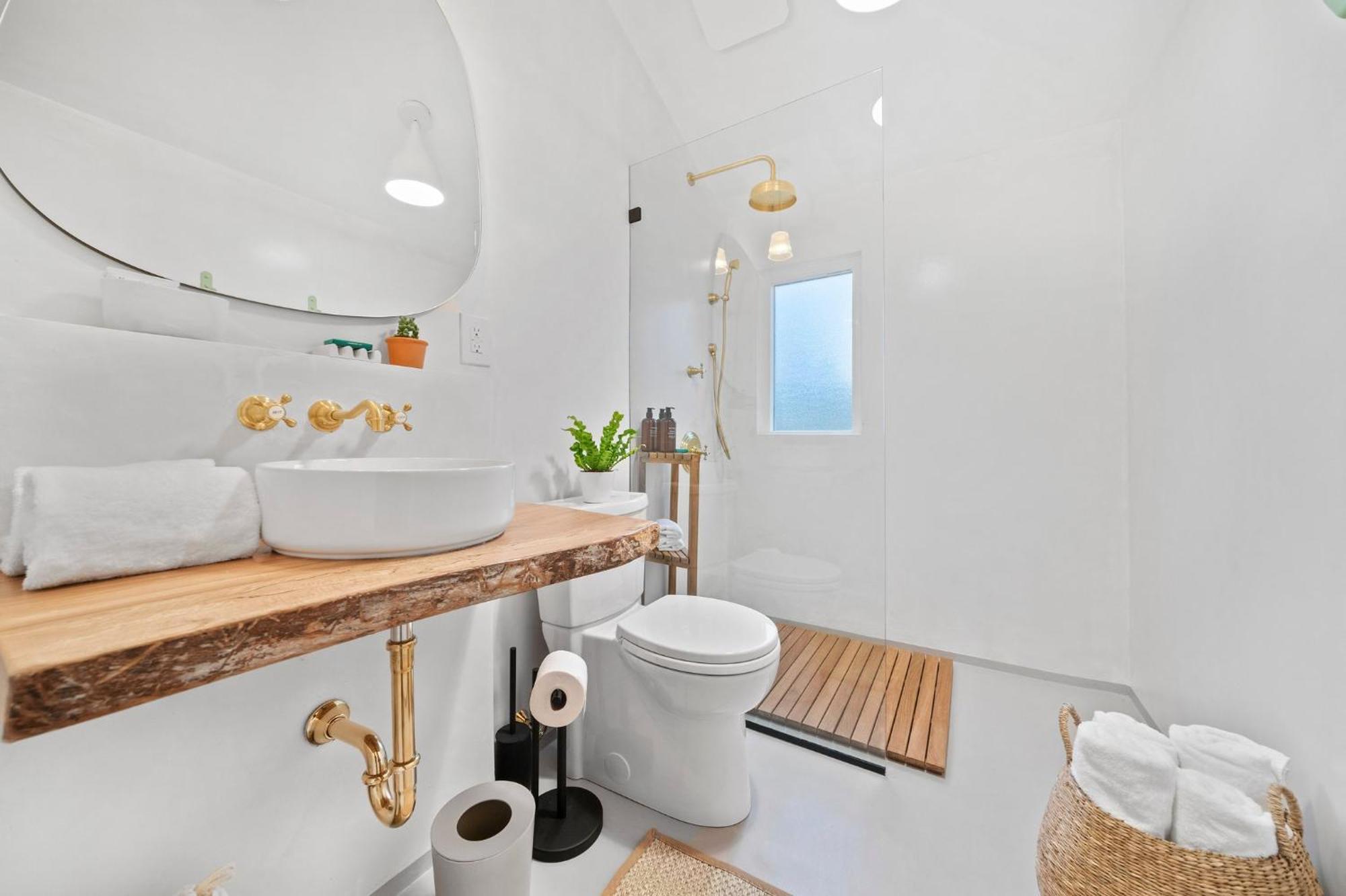 Sisu, A Boutique Motel Plymouth Eksteriør billede